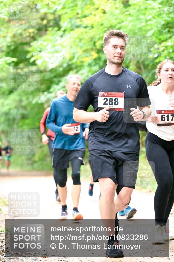 11.10.2026 - Bramfelder Halbmarathon 2026 Dr. Thomas Lammeyer http://msf.ph/oto/10823286 11.10.2026 10:37:53 Laufen 22, 35, 288, 617 meine-sportfotos.de