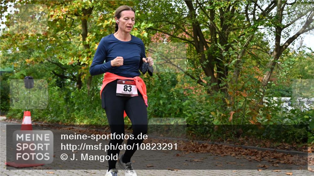 11.10.2026 - Bramfelder Halbmarathon 2026 J. Mangold http://msf.ph/oto/10823291 11.10.2026 10:31:37 Laufen 83 meine-sportfotos.de