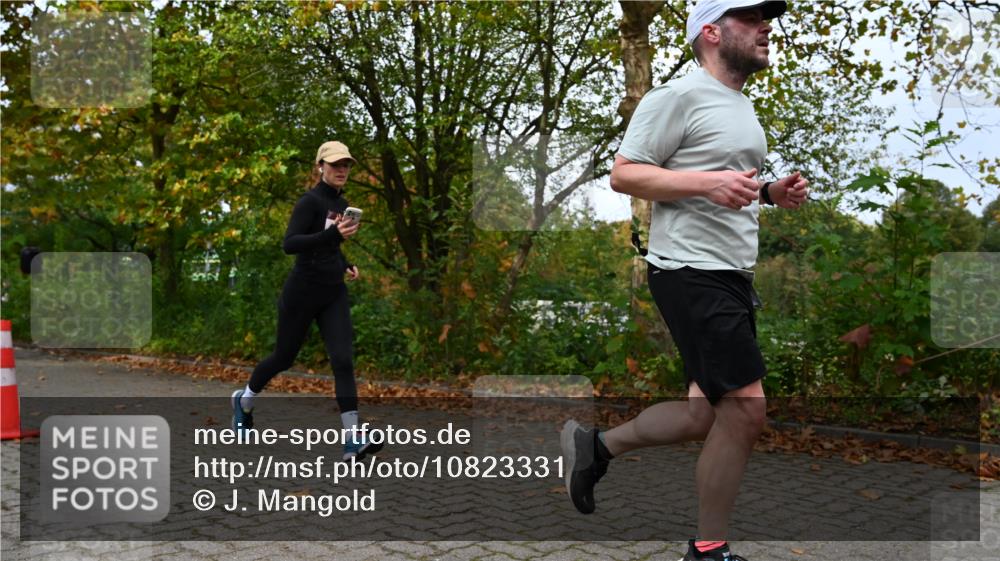 11.10.2026 - Bramfelder Halbmarathon 2026 J. Mangold http://msf.ph/oto/10823331 11.10.2026 10:31:53 Laufen 174, 239, 312, 738, 748 meine-sportfotos.de
