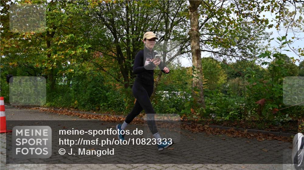 11.10.2026 - Bramfelder Halbmarathon 2026 J. Mangold http://msf.ph/oto/10823333 11.10.2026 10:31:53 Laufen 174, 239, 312, 738, 748 meine-sportfotos.de