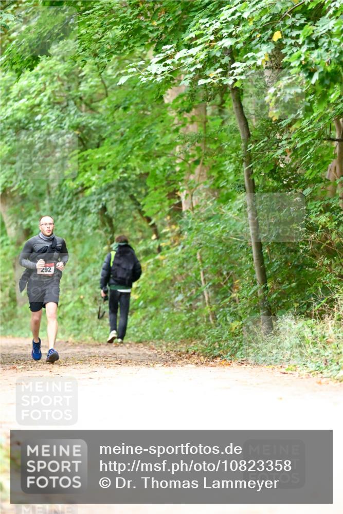 11.10.2026 - Bramfelder Halbmarathon 2026 Dr. Thomas Lammeyer http://msf.ph/oto/10823358 11.10.2026 10:38:10 Laufen 292 meine-sportfotos.de