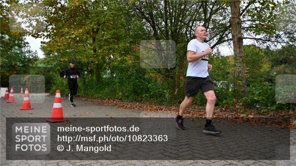 11.10.2026 - Bramfelder Halbmarathon 2026 J. Mangold http://msf.ph/oto/10823363 11.10.2026 10:31:59 Laufen 174, 259, 312, 432, 714, 738 meine-sportfotos.de
