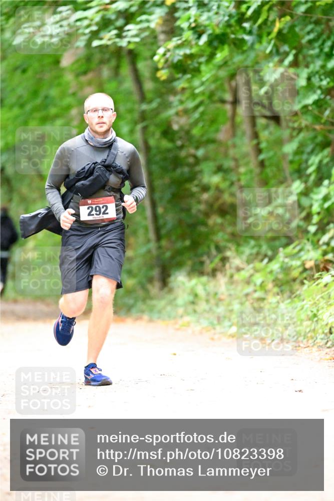 11.10.2026 - Bramfelder Halbmarathon 2026 Dr. Thomas Lammeyer http://msf.ph/oto/10823398 11.10.2026 10:38:15 Laufen 292 meine-sportfotos.de