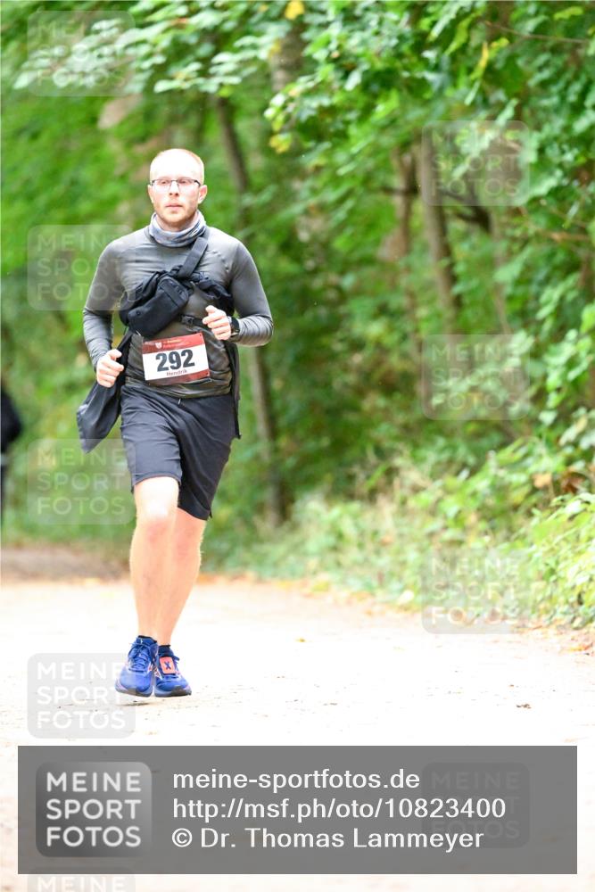 11.10.2026 - Bramfelder Halbmarathon 2026 Dr. Thomas Lammeyer http://msf.ph/oto/10823400 11.10.2026 10:38:15 Laufen 292 meine-sportfotos.de