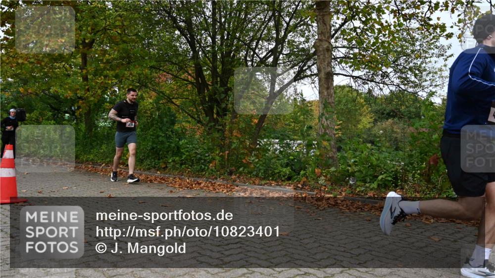 11.10.2026 - Bramfelder Halbmarathon 2026 J. Mangold http://msf.ph/oto/10823401 11.10.2026 10:32:14 Laufen 79, 254 meine-sportfotos.de