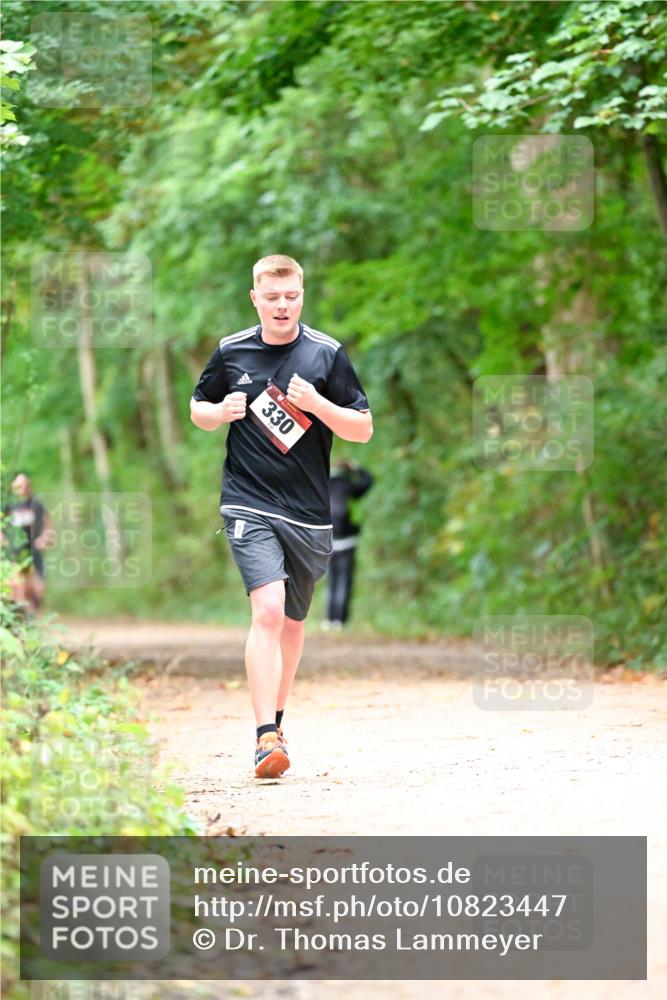 11.10.2026 - Bramfelder Halbmarathon 2026 Dr. Thomas Lammeyer http://msf.ph/oto/10823447 11.10.2026 10:38:26 Laufen 330 meine-sportfotos.de