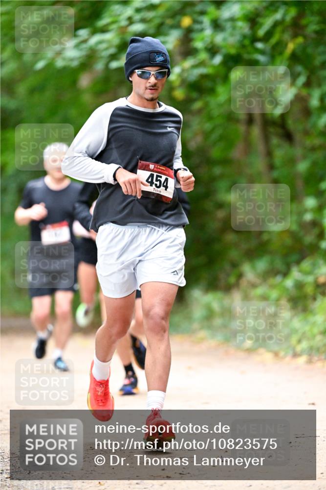 11.10.2026 - Bramfelder Halbmarathon 2026 Dr. Thomas Lammeyer http://msf.ph/oto/10823575 11.10.2026 10:38:46 Laufen 454 meine-sportfotos.de