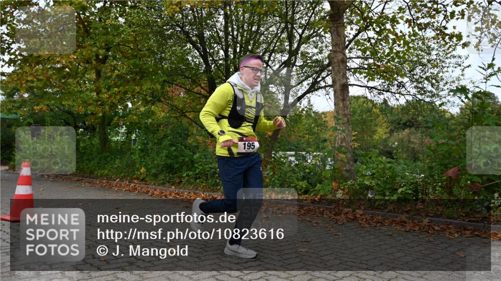 11.10.2026 - Bramfelder Halbmarathon 2026 J. Mangold http://msf.ph/oto/10823616 11.10.2026 10:33:33 Laufen 70, 82, 195 meine-sportfotos.de