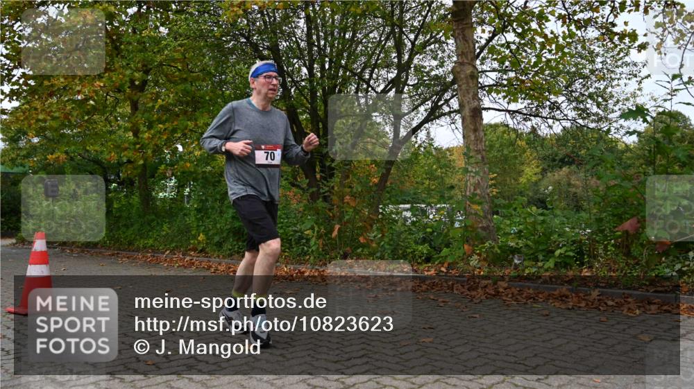 11.10.2026 - Bramfelder Halbmarathon 2026 J. Mangold http://msf.ph/oto/10823623 11.10.2026 10:33:36 Laufen 70, 195 meine-sportfotos.de