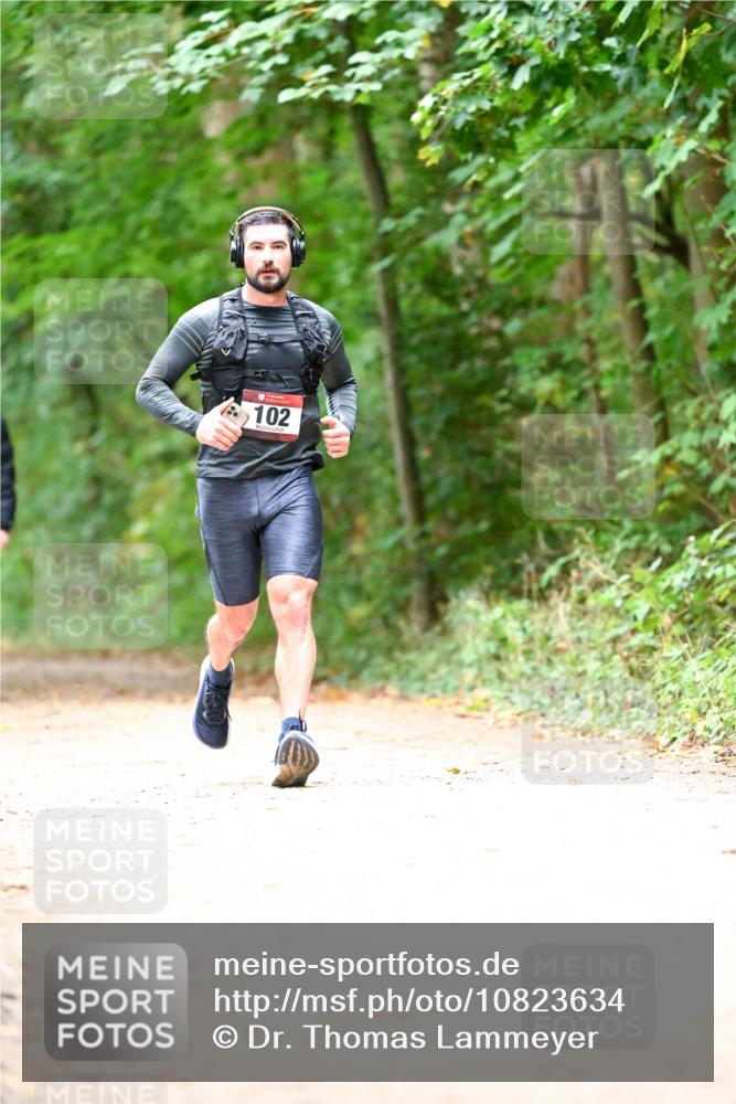 11.10.2026 - Bramfelder Halbmarathon 2026 Dr. Thomas Lammeyer http://msf.ph/oto/10823634 11.10.2026 10:39:09 Laufen 102 meine-sportfotos.de
