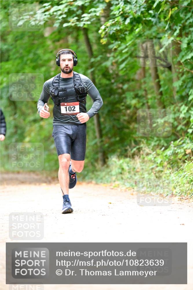 11.10.2026 - Bramfelder Halbmarathon 2026 Dr. Thomas Lammeyer http://msf.ph/oto/10823639 11.10.2026 10:39:10 Laufen 102 meine-sportfotos.de