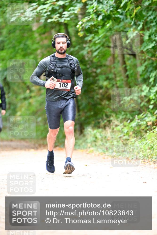 11.10.2026 - Bramfelder Halbmarathon 2026 Dr. Thomas Lammeyer http://msf.ph/oto/10823643 11.10.2026 10:39:10 Laufen 102 meine-sportfotos.de
