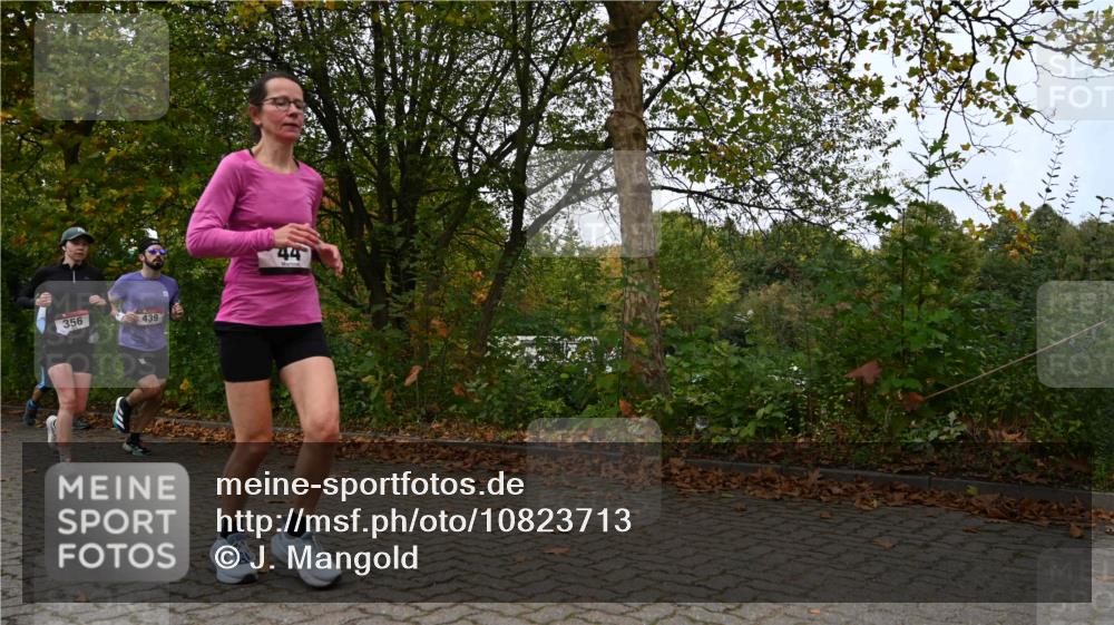 11.10.2026 - Bramfelder Halbmarathon 2026 J. Mangold http://msf.ph/oto/10823713 11.10.2026 10:34:24 Laufen 44, 303, 356, 439, 444, 822 meine-sportfotos.de