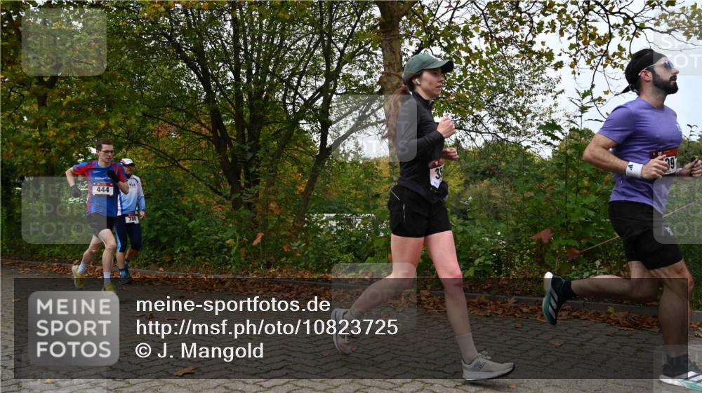 11.10.2026 - Bramfelder Halbmarathon 2026 J. Mangold http://msf.ph/oto/10823725 11.10.2026 10:34:25 Laufen 44, 303, 356, 439, 444, 822 meine-sportfotos.de