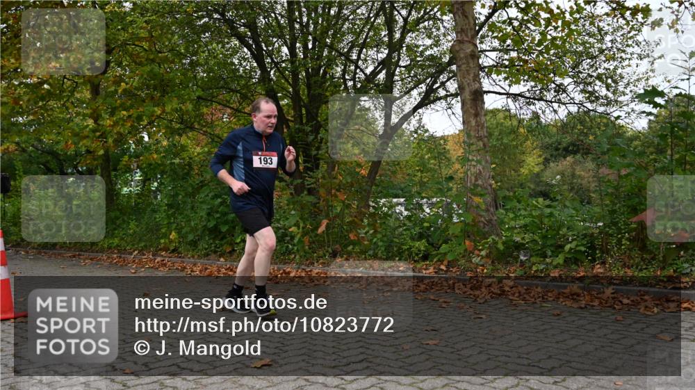 11.10.2026 - Bramfelder Halbmarathon 2026 J. Mangold http://msf.ph/oto/10823772 11.10.2026 10:35:02 Laufen 193, 441, 473 meine-sportfotos.de