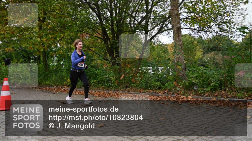 11.10.2026 - Bramfelder Halbmarathon 2026 J. Mangold http://msf.ph/oto/10823804 11.10.2026 10:35:25 Laufen 98, 232, 489 meine-sportfotos.de