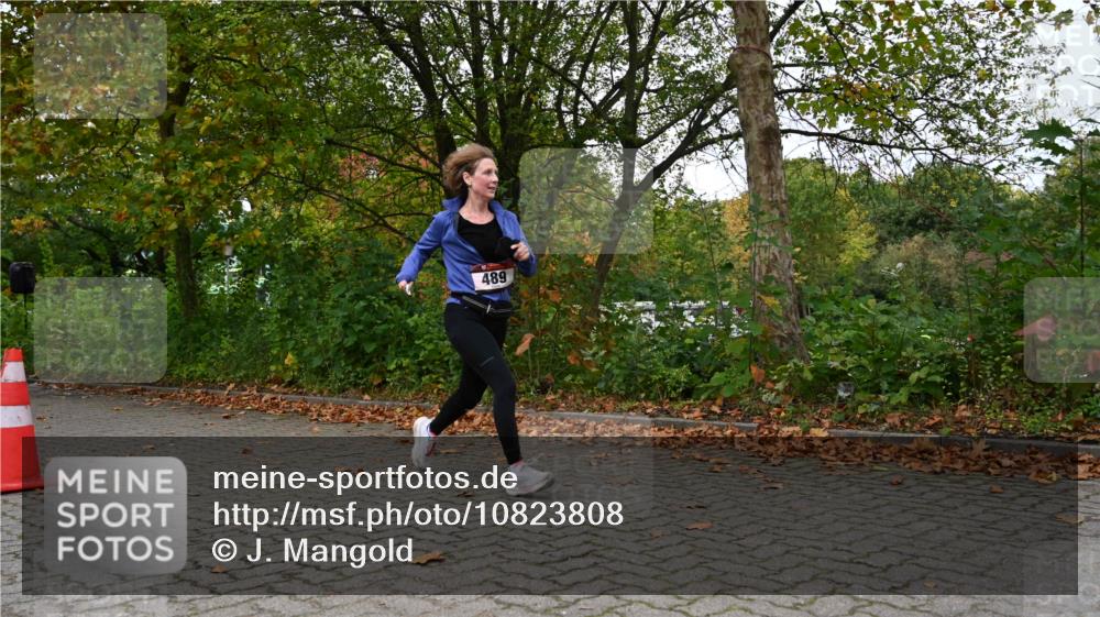 11.10.2026 - Bramfelder Halbmarathon 2026 J. Mangold http://msf.ph/oto/10823808 11.10.2026 10:35:25 Laufen 98, 232, 489 meine-sportfotos.de
