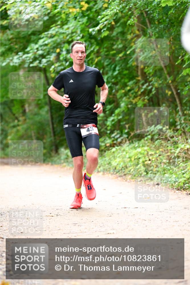 11.10.2026 - Bramfelder Halbmarathon 2026 Dr. Thomas Lammeyer http://msf.ph/oto/10823861 11.10.2026 10:39:38 Laufen 3, 00, 43 meine-sportfotos.de
