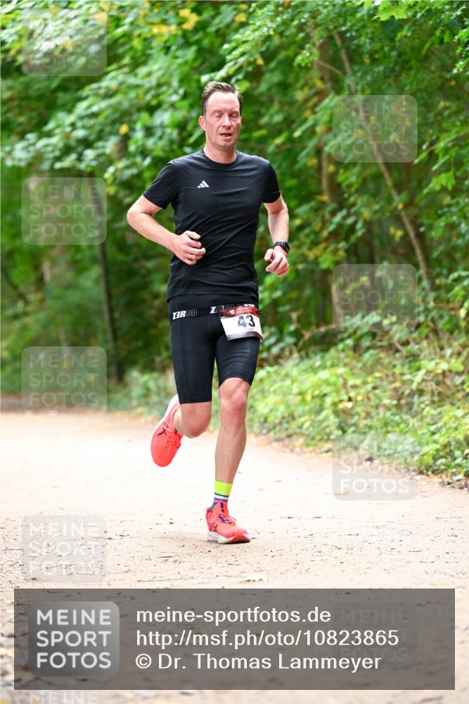 11.10.2026 - Bramfelder Halbmarathon 2026 Dr. Thomas Lammeyer http://msf.ph/oto/10823865 11.10.2026 10:39:38 Laufen  meine-sportfotos.de