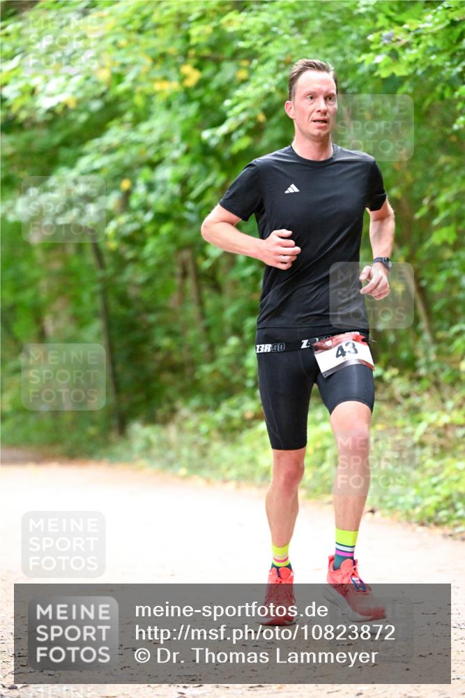 11.10.2026 - Bramfelder Halbmarathon 2026 Dr. Thomas Lammeyer http://msf.ph/oto/10823872 11.10.2026 10:39:39 Laufen 13, 43 meine-sportfotos.de
