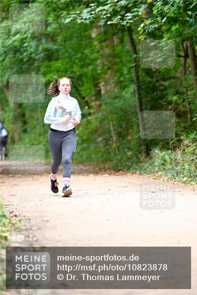 11.10.2026 - Bramfelder Halbmarathon 2026 Dr. Thomas Lammeyer http://msf.ph/oto/10823878 11.10.2026 10:39:41 Laufen  meine-sportfotos.de