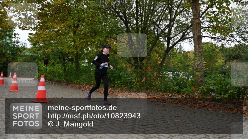11.10.2026 - Bramfelder Halbmarathon 2026 J. Mangold http://msf.ph/oto/10823943 11.10.2026 10:37:07 Laufen 805 meine-sportfotos.de