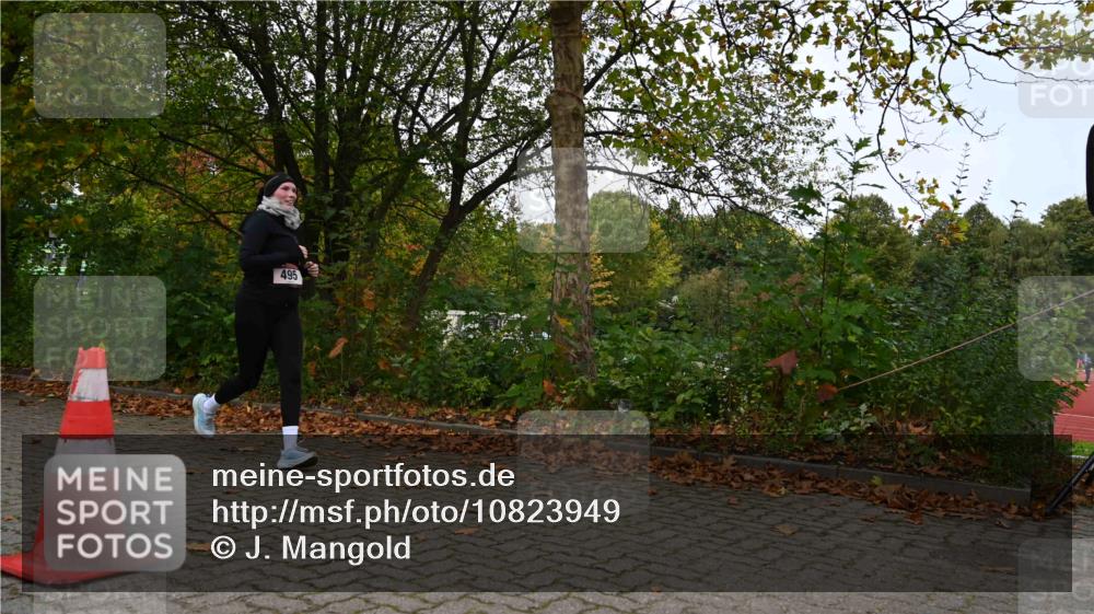11.10.2026 - Bramfelder Halbmarathon 2026 J. Mangold http://msf.ph/oto/10823949 11.10.2026 10:37:24 Laufen 495 meine-sportfotos.de