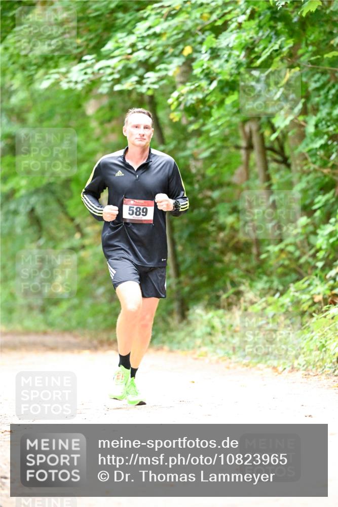 11.10.2026 - Bramfelder Halbmarathon 2026 Dr. Thomas Lammeyer http://msf.ph/oto/10823965 11.10.2026 10:39:57 Laufen 589 meine-sportfotos.de