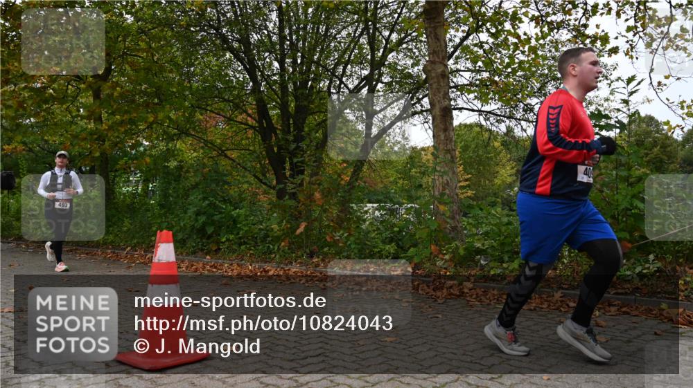 11.10.2026 - Bramfelder Halbmarathon 2026 J. Mangold http://msf.ph/oto/10824043 11.10.2026 10:39:06 Laufen 409, 493 meine-sportfotos.de