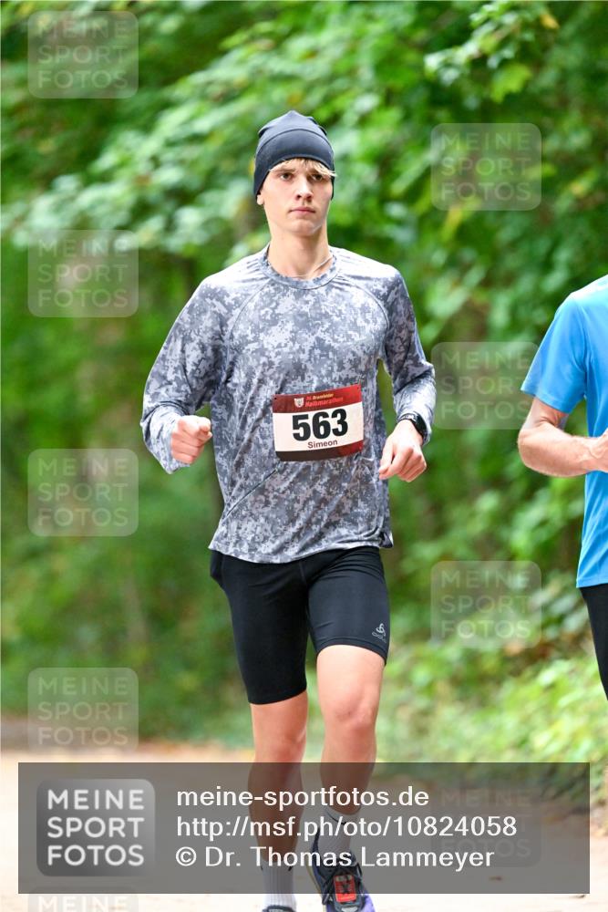 11.10.2026 - Bramfelder Halbmarathon 2026 Dr. Thomas Lammeyer http://msf.ph/oto/10824058 11.10.2026 10:40:08 Laufen 35, 563 meine-sportfotos.de