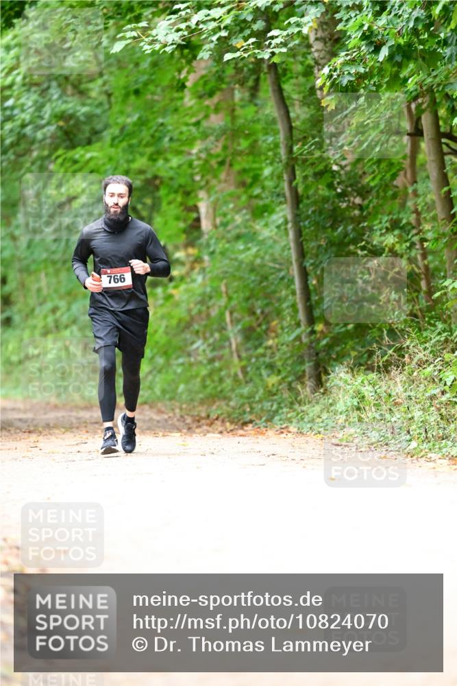 11.10.2026 - Bramfelder Halbmarathon 2026 Dr. Thomas Lammeyer http://msf.ph/oto/10824070 11.10.2026 10:41:15 Laufen 766 meine-sportfotos.de