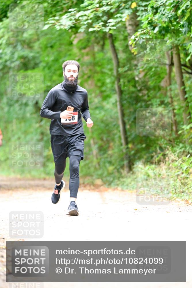 11.10.2026 - Bramfelder Halbmarathon 2026 Dr. Thomas Lammeyer http://msf.ph/oto/10824099 11.10.2026 10:41:17 Laufen 56 meine-sportfotos.de