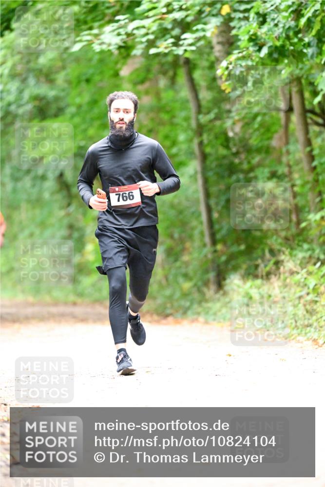 11.10.2026 - Bramfelder Halbmarathon 2026 Dr. Thomas Lammeyer http://msf.ph/oto/10824104 11.10.2026 10:41:17 Laufen 766 meine-sportfotos.de