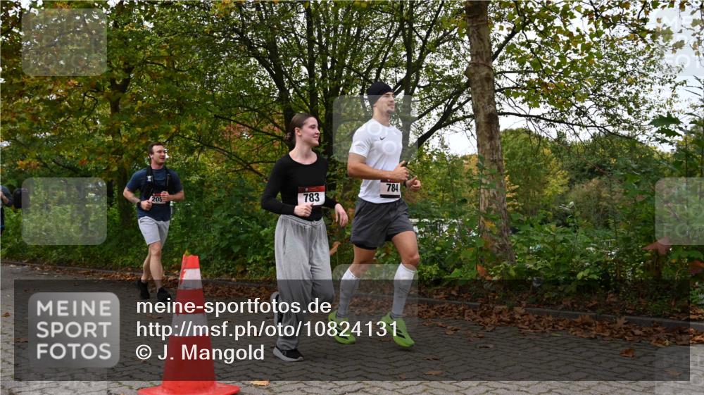 11.10.2026 - Bramfelder Halbmarathon 2026 J. Mangold http://msf.ph/oto/10824131 11.10.2026 10:40:55 Laufen 205, 293, 783, 784 meine-sportfotos.de