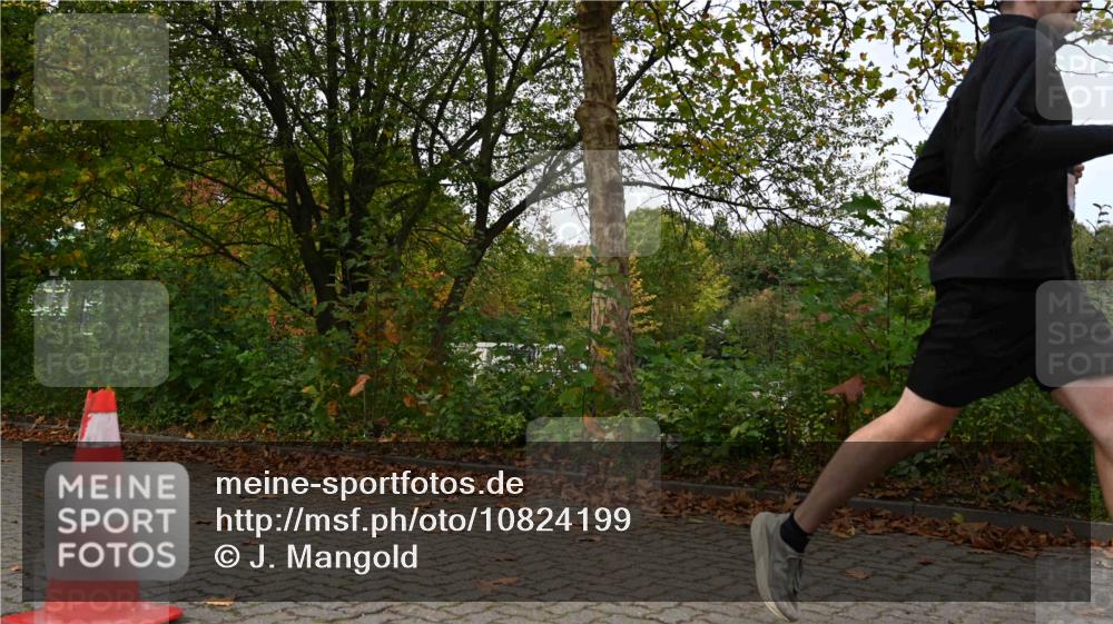 11.10.2026 - Bramfelder Halbmarathon 2026 J. Mangold http://msf.ph/oto/10824199 11.10.2026 10:41:18 Laufen 271, 361, 382, 457, 465 meine-sportfotos.de