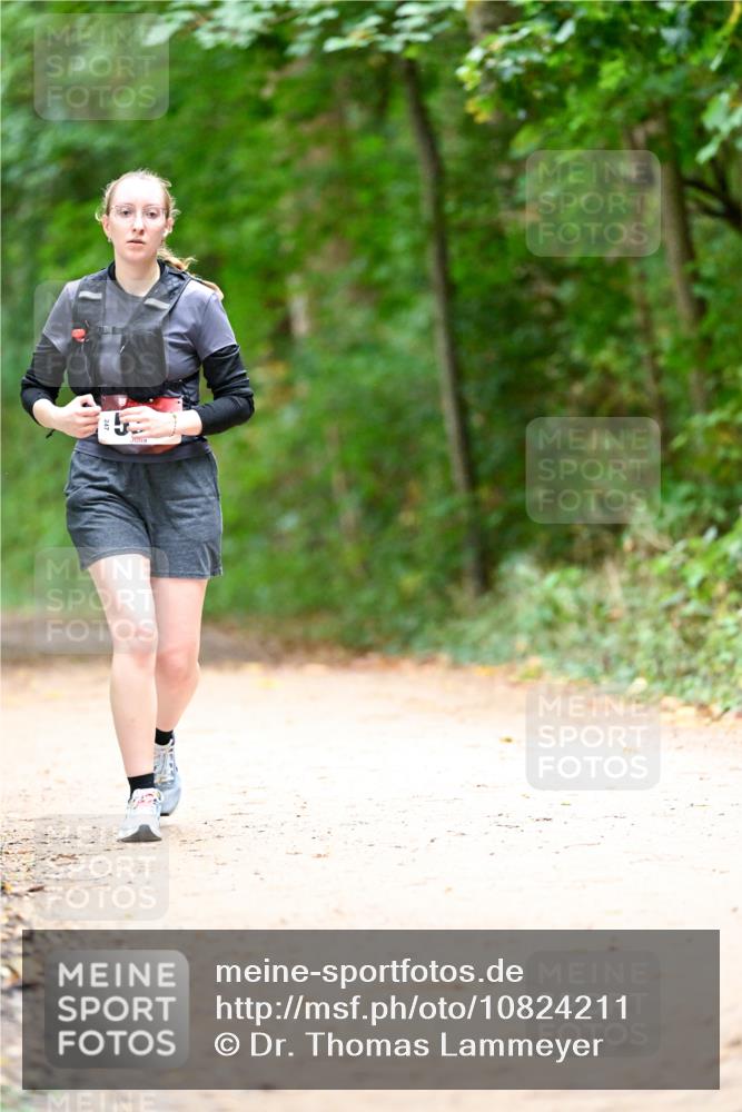 11.10.2026 - Bramfelder Halbmarathon 2026 Dr. Thomas Lammeyer http://msf.ph/oto/10824211 11.10.2026 10:41:41 Laufen  meine-sportfotos.de