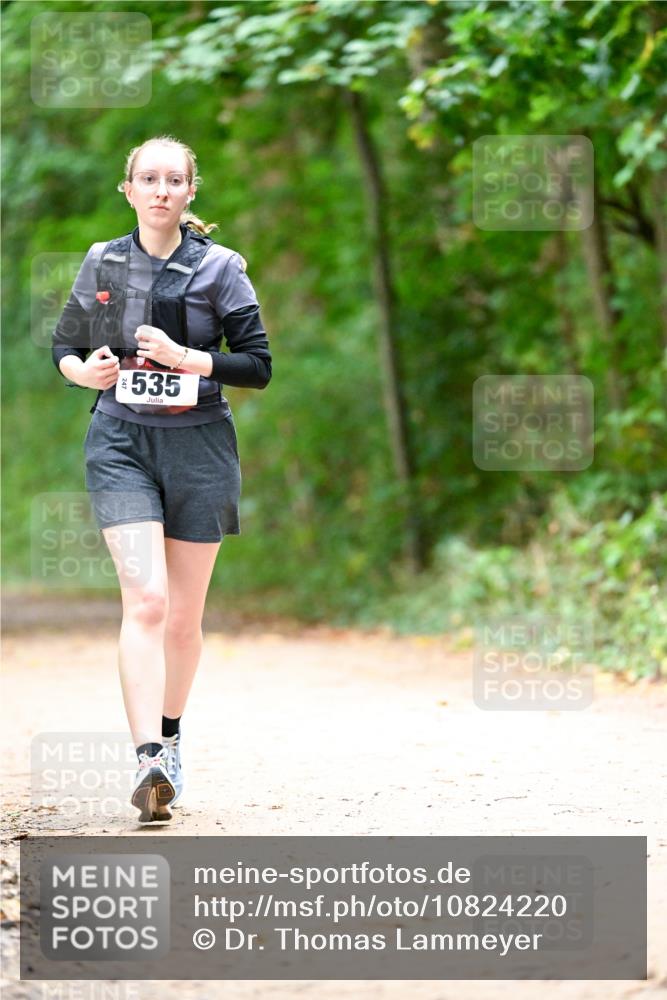 11.10.2026 - Bramfelder Halbmarathon 2026 Dr. Thomas Lammeyer http://msf.ph/oto/10824220 11.10.2026 10:41:41 Laufen 535 meine-sportfotos.de