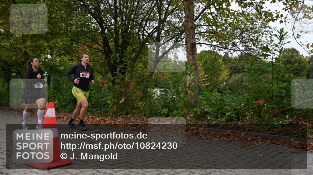 11.10.2026 - Bramfelder Halbmarathon 2026 J. Mangold http://msf.ph/oto/10824230 11.10.2026 10:42:01 Laufen 151, 585, 635 meine-sportfotos.de
