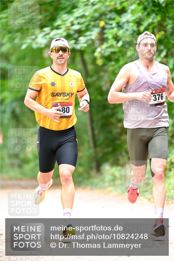 11.10.2026 - Bramfelder Halbmarathon 2026 Dr. Thomas Lammeyer http://msf.ph/oto/10824248 11.10.2026 10:41:48 Laufen 80, 376 meine-sportfotos.de