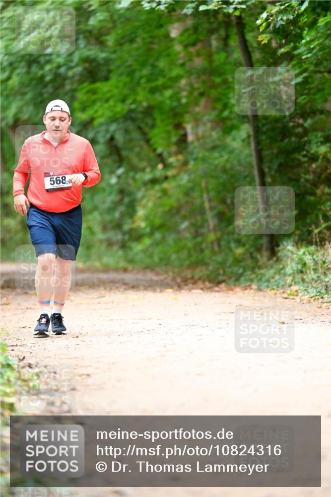 11.10.2026 - Bramfelder Halbmarathon 2026 Dr. Thomas Lammeyer http://msf.ph/oto/10824316 11.10.2026 10:42:10 Laufen 568 meine-sportfotos.de