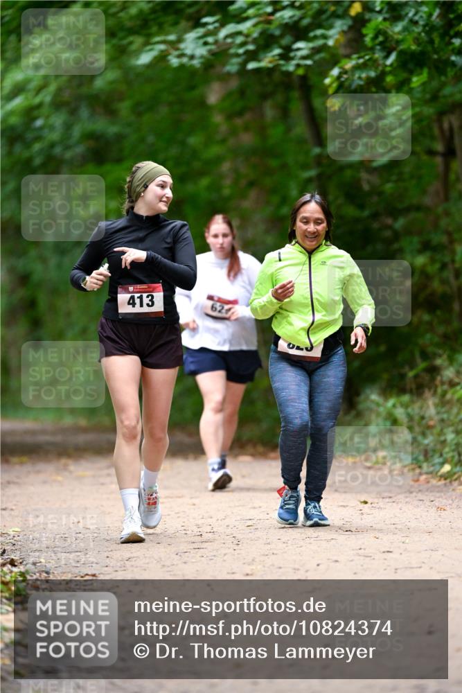 11.10.2026 - Bramfelder Halbmarathon 2026 Dr. Thomas Lammeyer http://msf.ph/oto/10824374 11.10.2026 10:42:36 Laufen 413, 62 meine-sportfotos.de