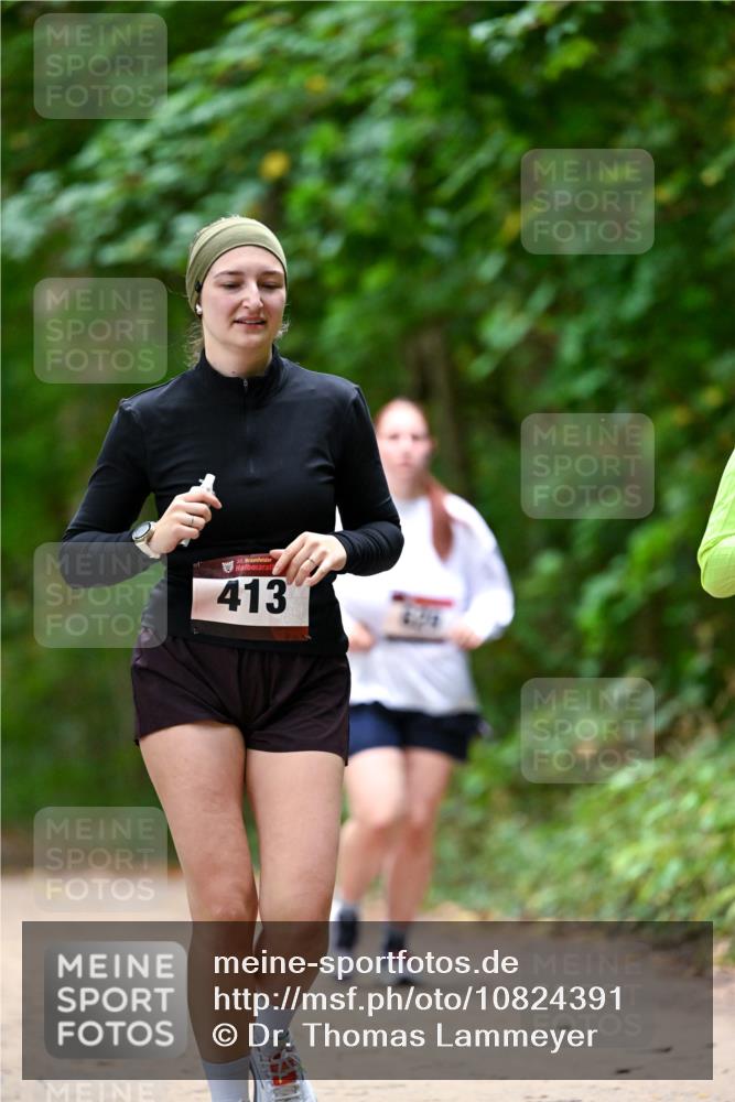 11.10.2026 - Bramfelder Halbmarathon 2026 Dr. Thomas Lammeyer http://msf.ph/oto/10824391 11.10.2026 10:42:39 Laufen 35, 413 meine-sportfotos.de