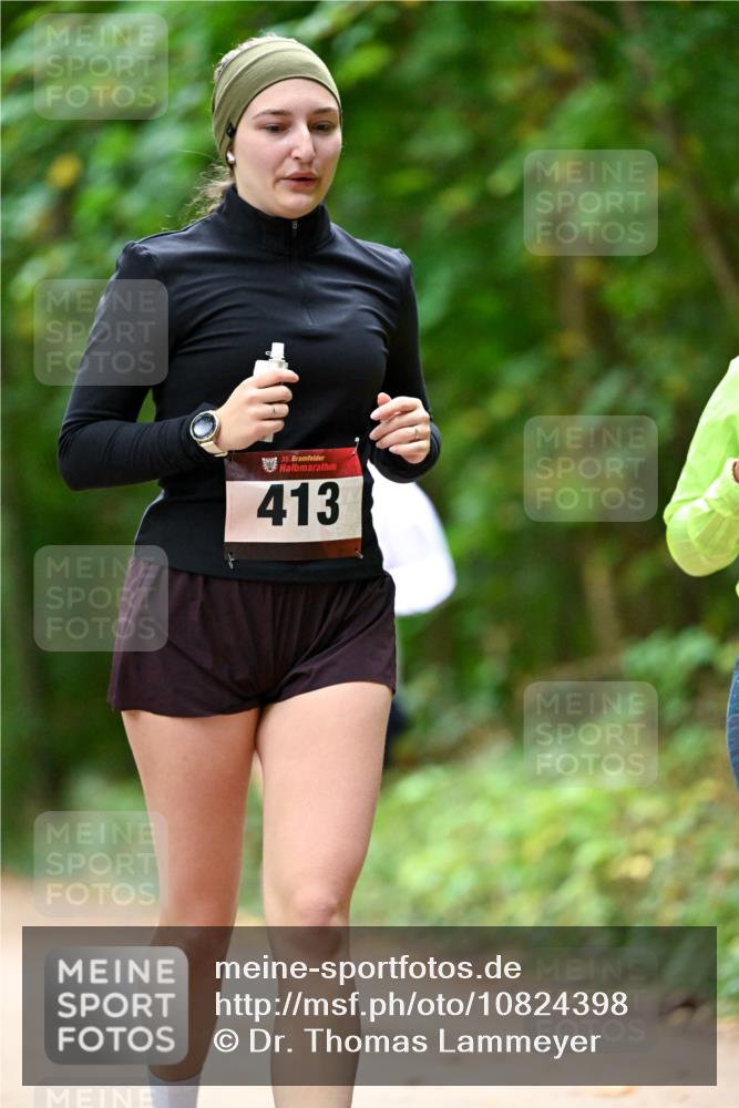 11.10.2026 - Bramfelder Halbmarathon 2026 Dr. Thomas Lammeyer http://msf.ph/oto/10824398 11.10.2026 10:42:40 Laufen 35, 413 meine-sportfotos.de