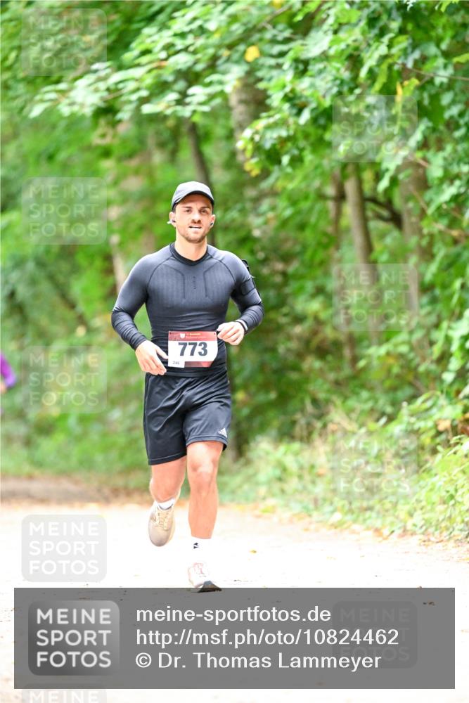 11.10.2026 - Bramfelder Halbmarathon 2026 Dr. Thomas Lammeyer http://msf.ph/oto/10824462 11.10.2026 10:43:01 Laufen 773 meine-sportfotos.de