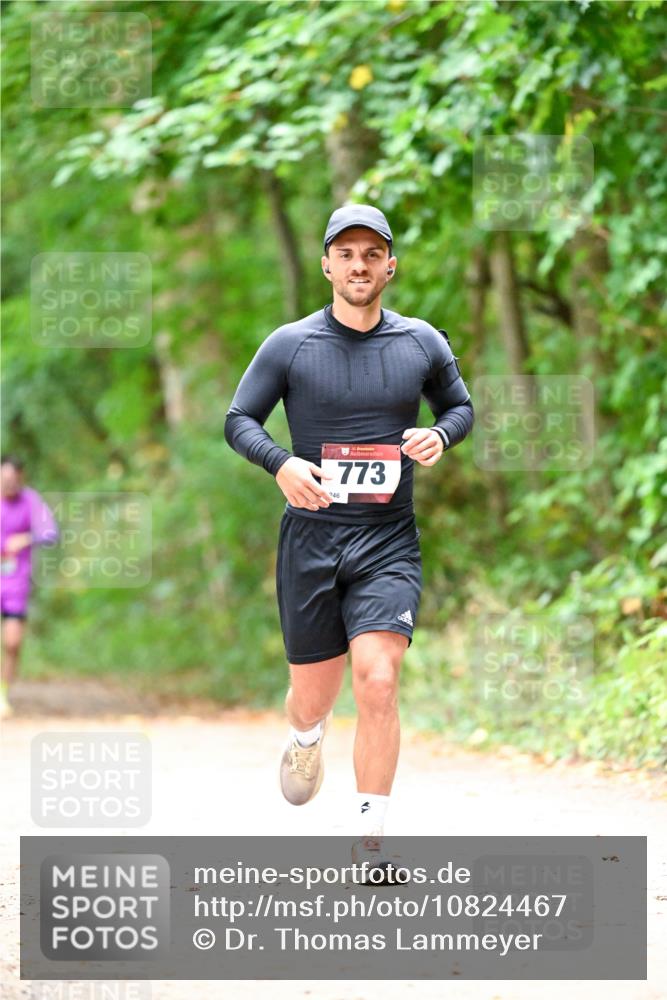 11.10.2026 - Bramfelder Halbmarathon 2026 Dr. Thomas Lammeyer http://msf.ph/oto/10824467 11.10.2026 10:43:02 Laufen 246, 35, 773 meine-sportfotos.de