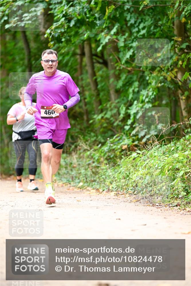 11.10.2026 - Bramfelder Halbmarathon 2026 Dr. Thomas Lammeyer http://msf.ph/oto/10824478 11.10.2026 10:43:07 Laufen 460 meine-sportfotos.de