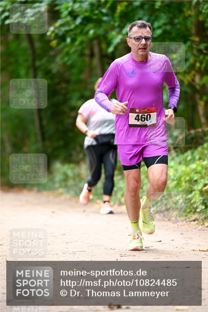 11.10.2026 - Bramfelder Halbmarathon 2026 Dr. Thomas Lammeyer http://msf.ph/oto/10824485 11.10.2026 10:43:09 Laufen 460 meine-sportfotos.de