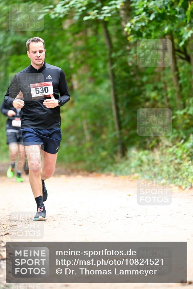 11.10.2026 - Bramfelder Halbmarathon 2026 Dr. Thomas Lammeyer http://msf.ph/oto/10824521 11.10.2026 10:43:22 Laufen 530 meine-sportfotos.de
