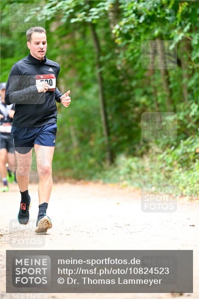 11.10.2026 - Bramfelder Halbmarathon 2026 Dr. Thomas Lammeyer http://msf.ph/oto/10824523 11.10.2026 10:43:22 Laufen 30 meine-sportfotos.de