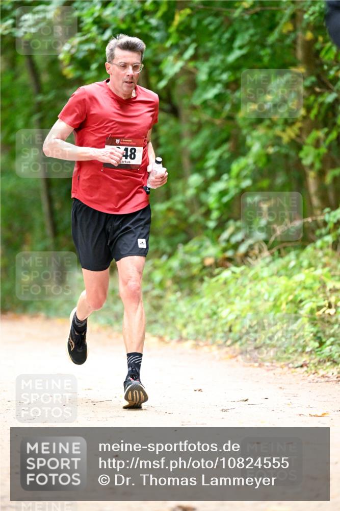 11.10.2026 - Bramfelder Halbmarathon 2026 Dr. Thomas Lammeyer http://msf.ph/oto/10824555 11.10.2026 10:43:28 Laufen 5, 48 meine-sportfotos.de
